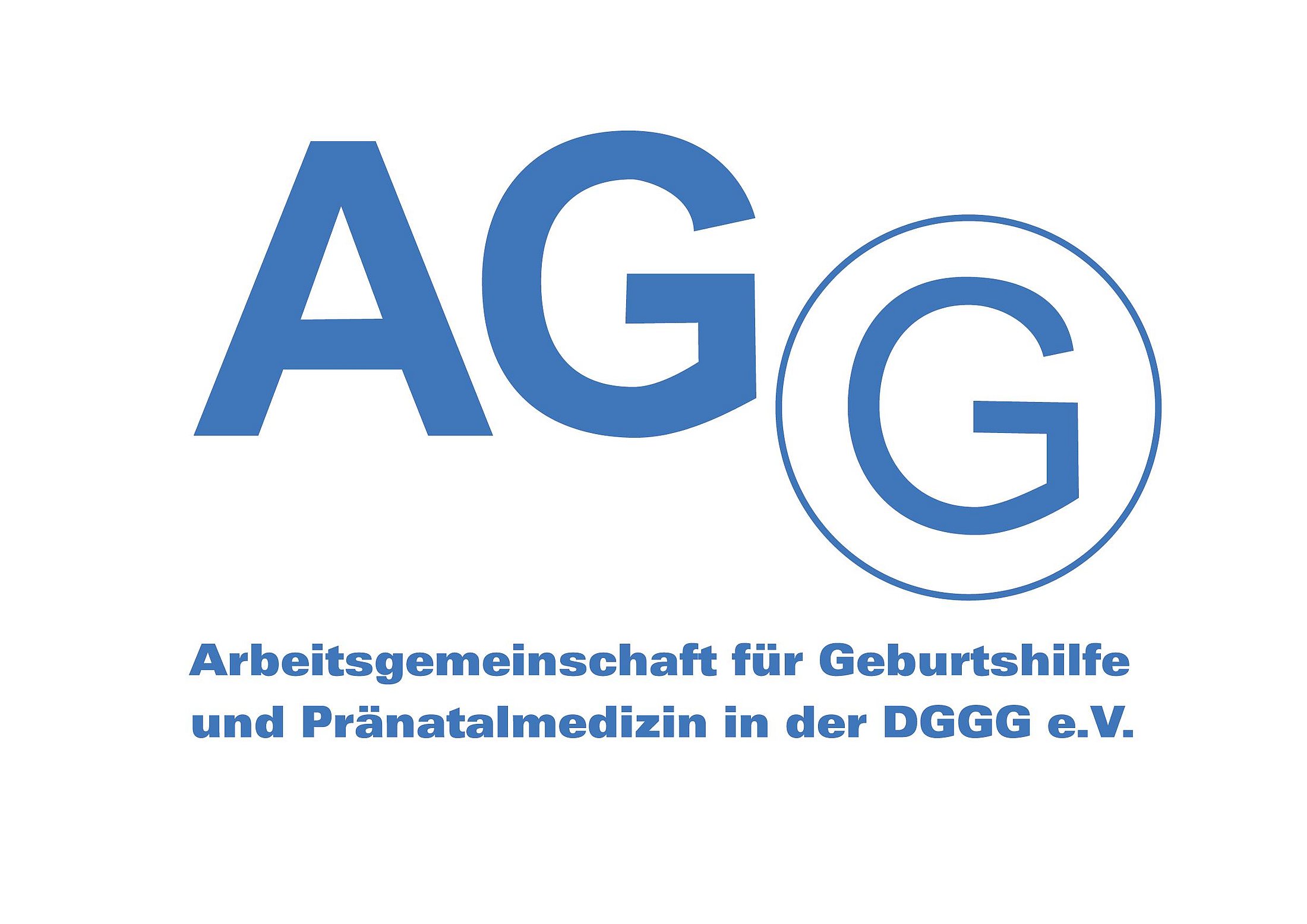 Blue AGG logo with the German name Arbeitsgemeinschaft für Geburtshilfe und Pränatalmedizin in der DGGG.