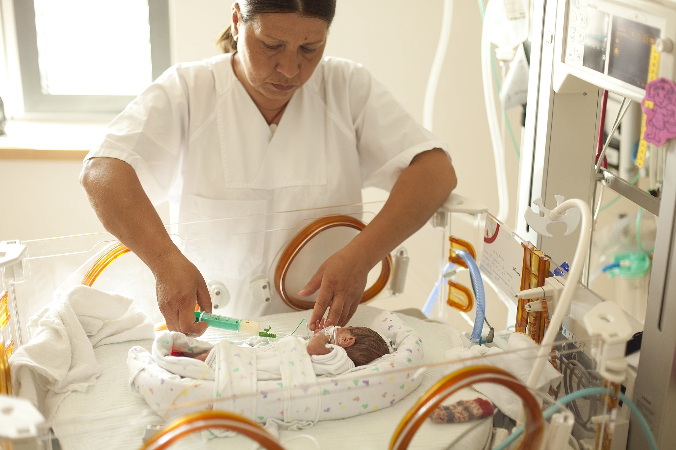 Nurse in NICU