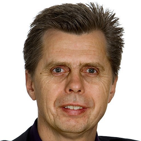 Portrait of Professor Bo Jacobsson with neutral background.